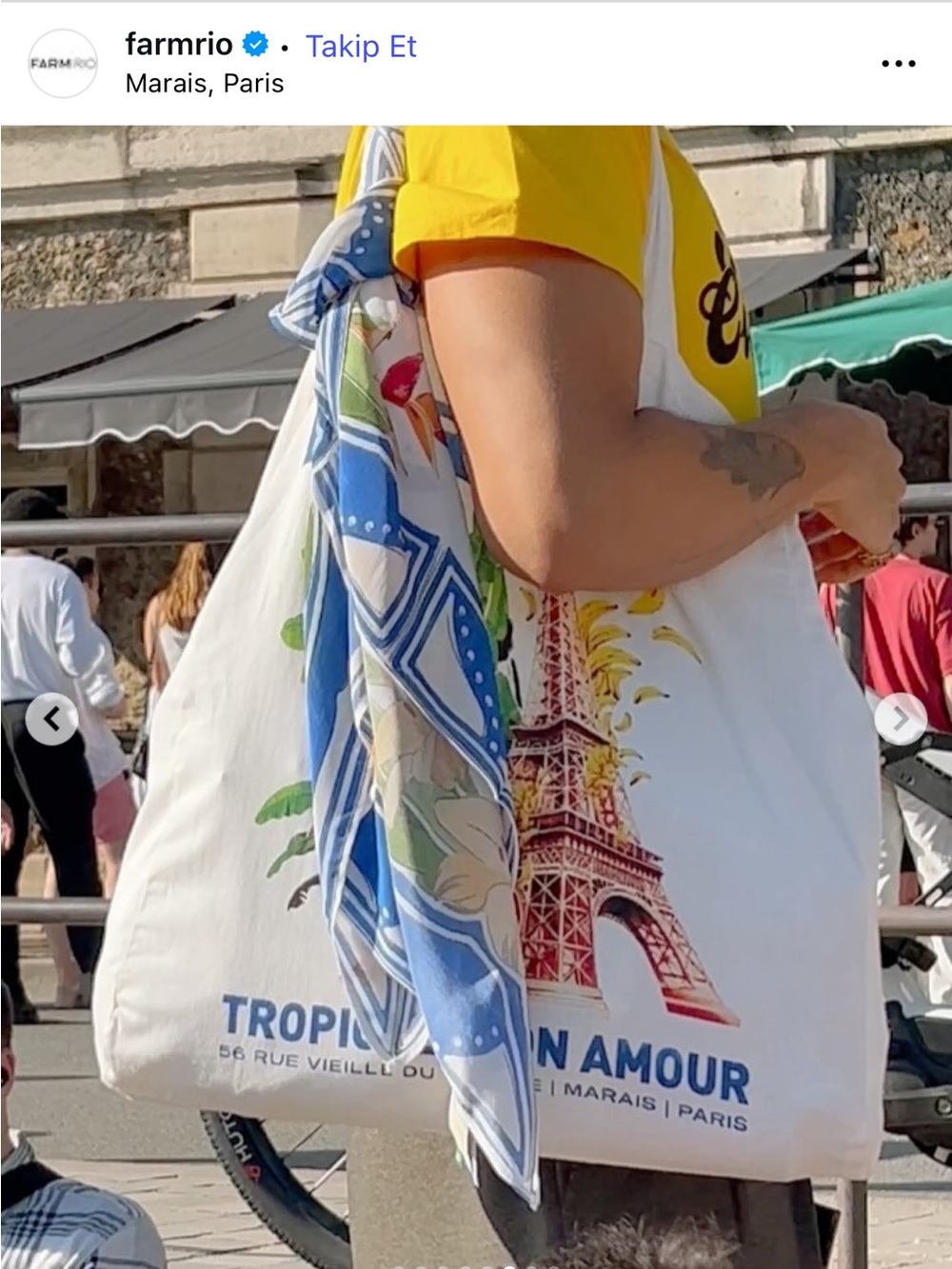Farm Rio Tote Bag - Picture 14 of 15